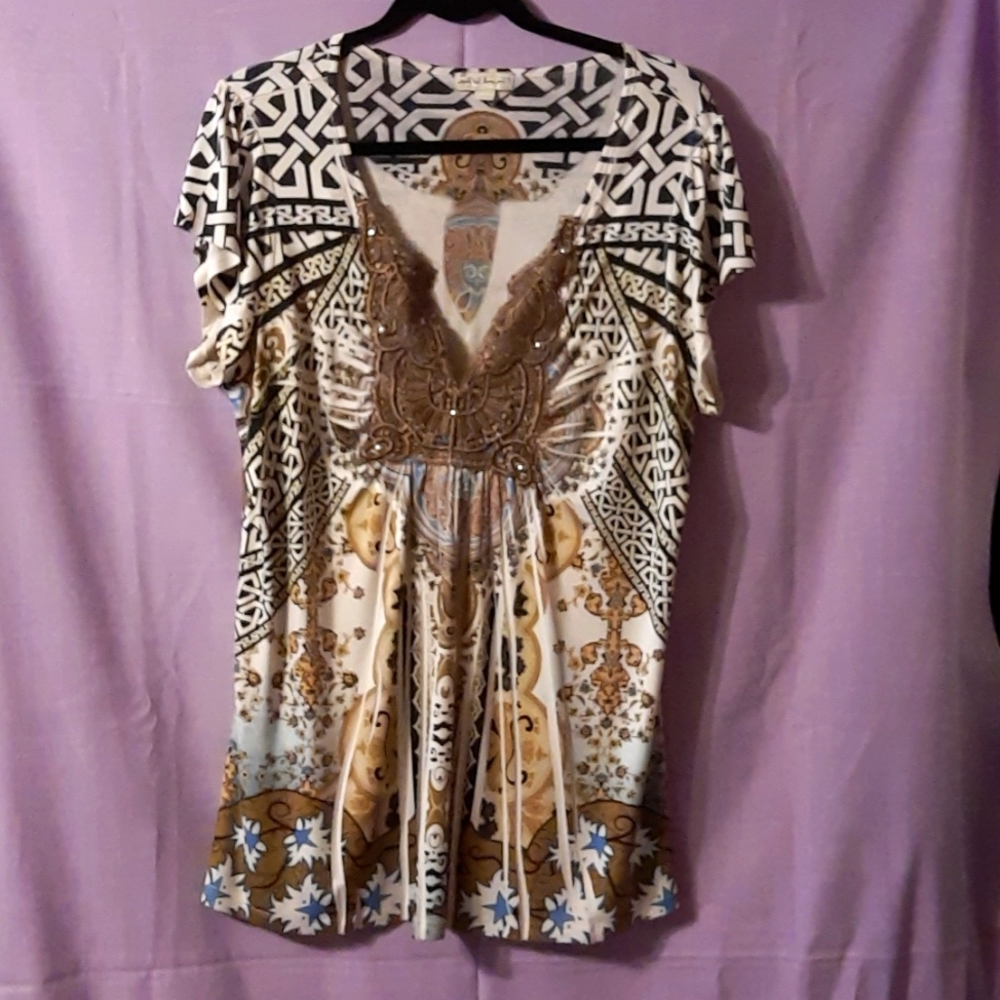 Live and let live XL women's top